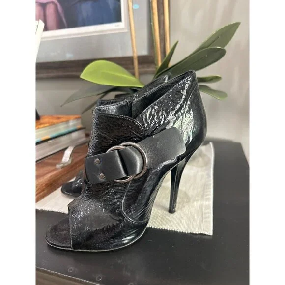 Givenchy Patent Leather Peep Toe Ankle Booties Black Womens Size 7 - Picture 2 of 11